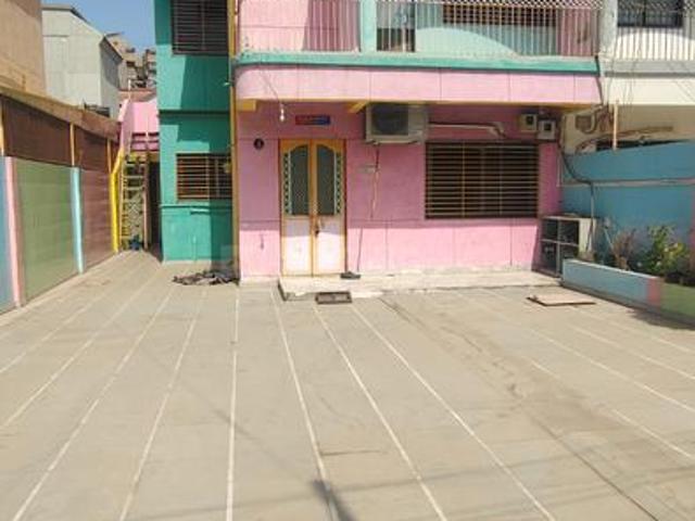 3 BHK Independent House in Shyamal for resale Ahmedabad. The reference number is 20335731