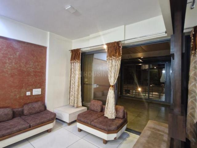 3 BHK Penthouse in Chandkheda for rent Ahmedabad. The reference number is 19614259