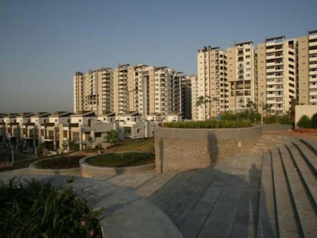 3 BHK Penthouse in Kukatpally for resale Hyderabad. The reference number is 20604995