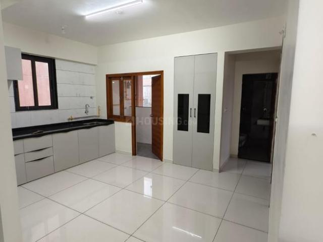 3 BHK Penthouse in Jagatpur for rent Ahmedabad. The reference number is 20727071