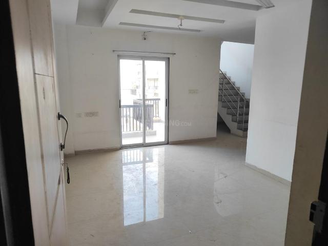 3 BHK Penthouse in Sama Savli for rent Vadodara. The reference number is 20700971