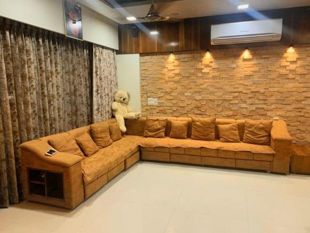 3 BHK Penthouse in Science City for resale Ahmedabad. The reference number is 20026371