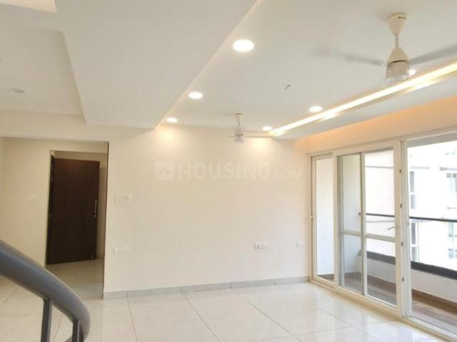 3 BHK Penthouse in Shivaji Nagar for resale Pune. The reference number is 20033573
