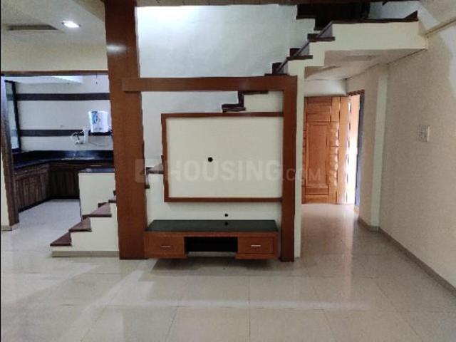 3 BHK Penthouse in Prahlad Nagar for resale Ahmedabad. The reference number is 20894815