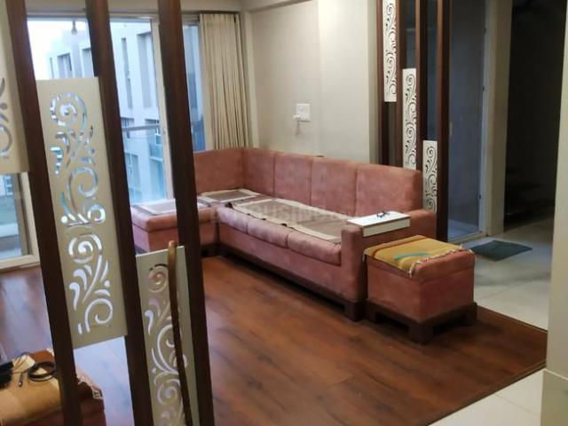 3 BHK Penthouse in Vaishno Devi Circle for rent Ahmedabad. The reference number is 17639665