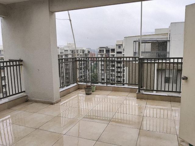 3 BHK Penthouse in Vaishno Devi Circle for rent Ahmedabad. The reference number is 20486589