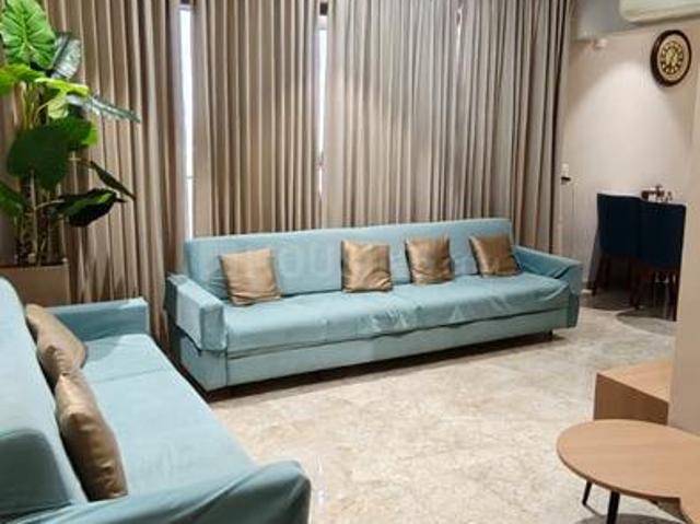 3 BHK Penthouse in Vaishno Devi Circle for resale Ahmedabad. The reference number is 20828359