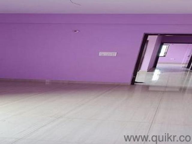 3 BHK rent Apartment in Beleghata, Kolkata