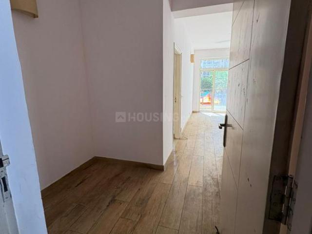 3 BHK Studio in Sector 168 for rent Noida. The reference number is 20701318