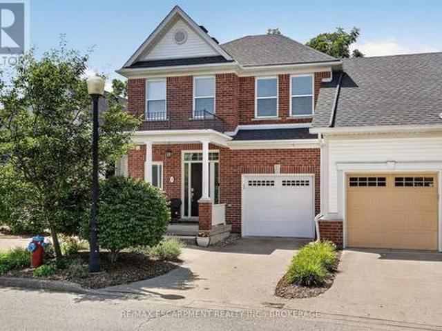 3 Black Walnut Common, St. Catharines Grapeview, ON, L2S 4C8 townhouse for sale | Listing ID X13714 | Royal LePage