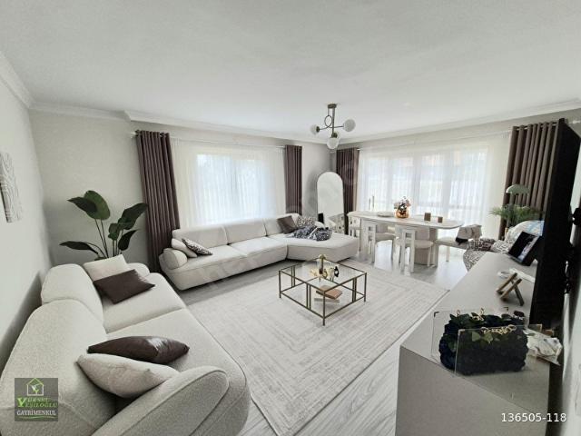 3 BLOKLU SİTE DE FULL YAPILIKONFORLUGENİŞ SIFIR 3+1 DAİRE