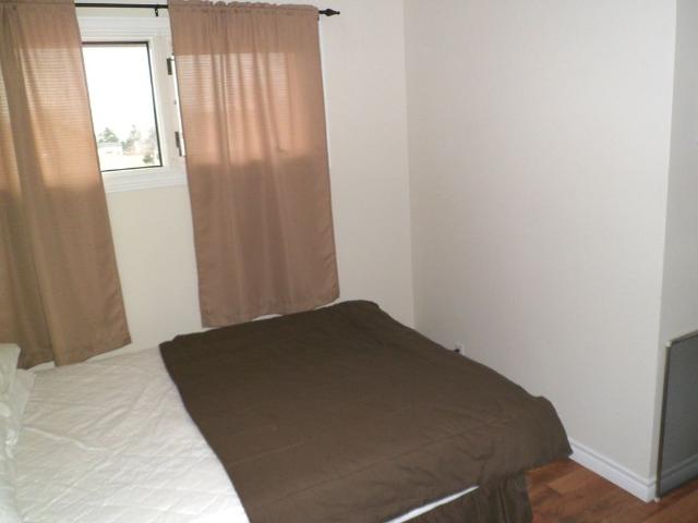 3 BR – Newly rennovated Townhouse by Arthur St