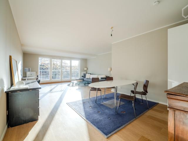 3 BR Bright & fashionable rooftop apartment in Charlottenburg