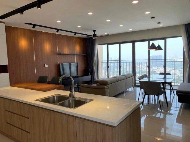 3 BR 1 working room 121m2 임대 방3개 943$