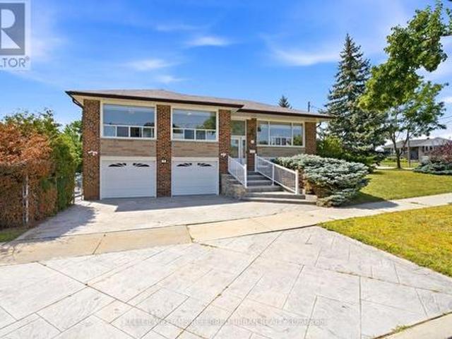3 Brancaster Court, Toronto, ON, M9C 4E4 house for sale | Listing ID W13592 | Royal LePage