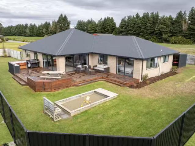 3 Bradley Court, Te Anau, Southland