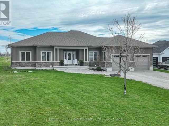 3 Breanna Boulevard, Oro Medonte Prices Corners, ON, L3V 0J9 house for sale | Listing ID S12130 | Royal LePage