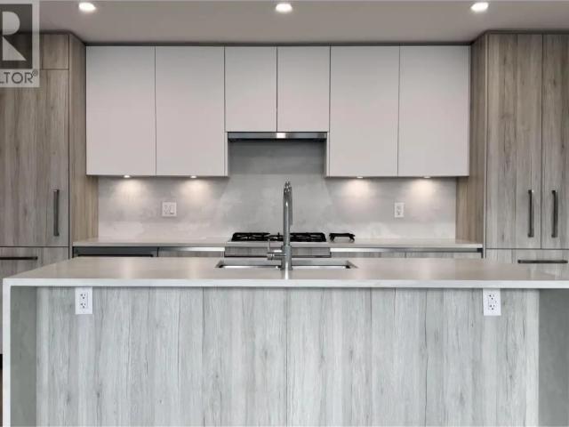 3 BRM 423 6TH STREET