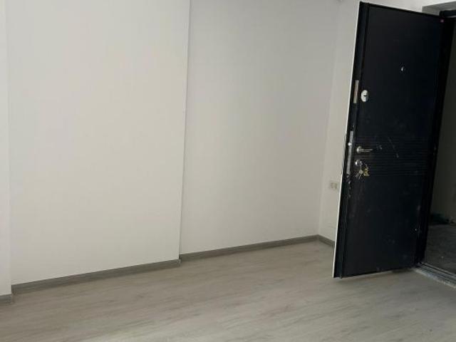3 camere Tva inclus in zona metroului Berceni