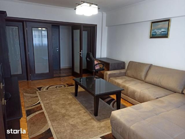 3 camere UltraCentral, zona Bancorex, mobilat / utilat / centrala !