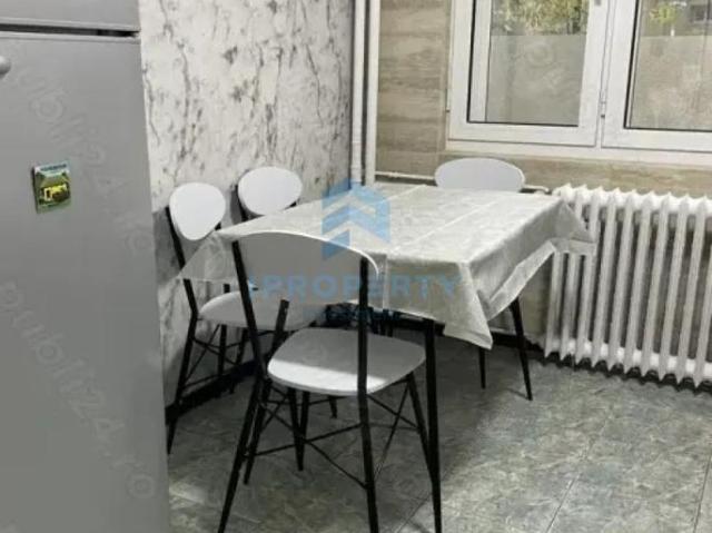 3 Camere | Vatra Luminoasa | Decomandat | Balcon