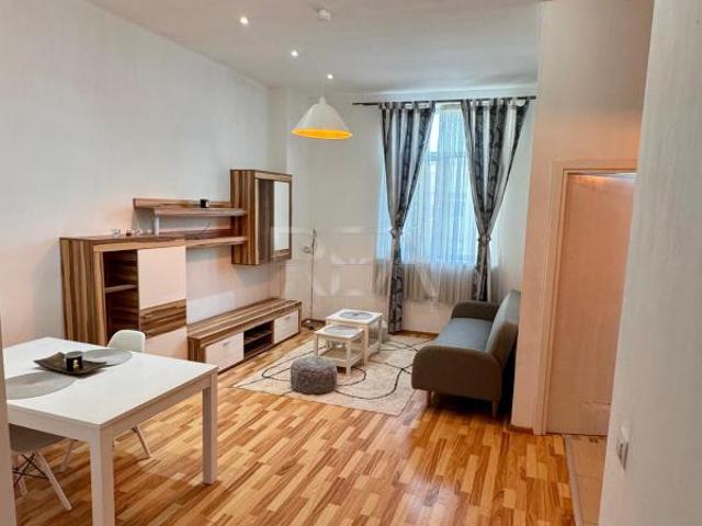 3 camere Vitan Bârzești etaj 13, renovat