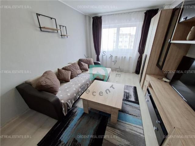 3 camere zona Grivitei, termen scurt