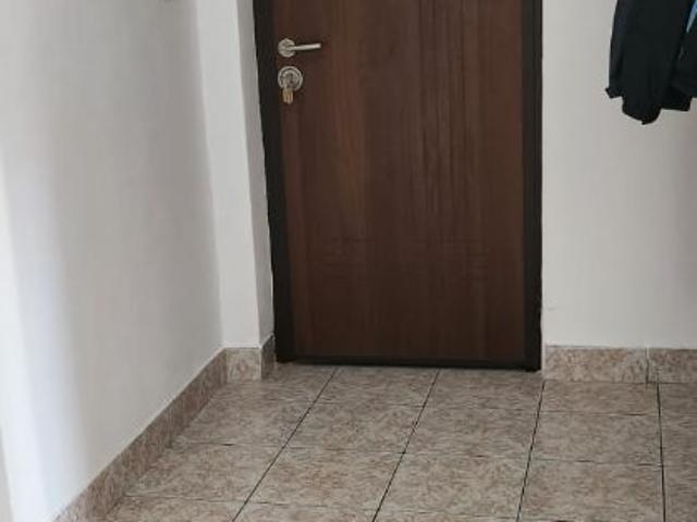 3 camere, apartament de vanzare Constanta judet, Murfatlar 8999 •