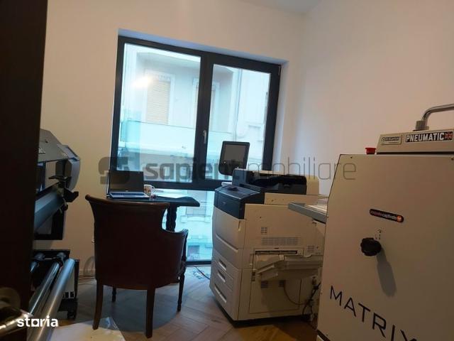 3 camere, apartament de vanzare Bihor judet, Calea Republicii 9241 •