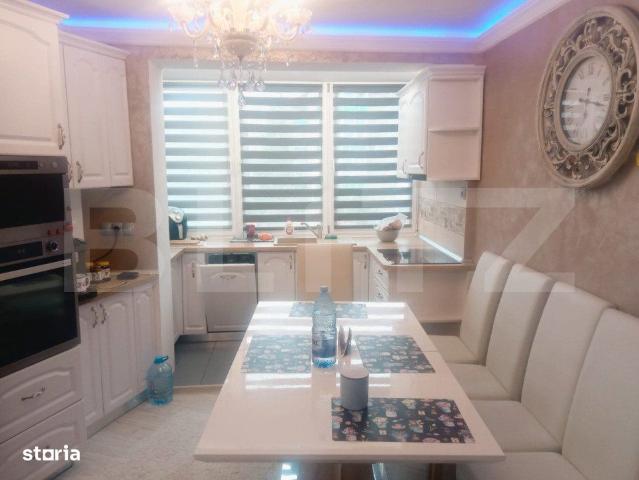 3 camere, apartament de vanzare Bihor judet, Decebal Dacia 9066 •
