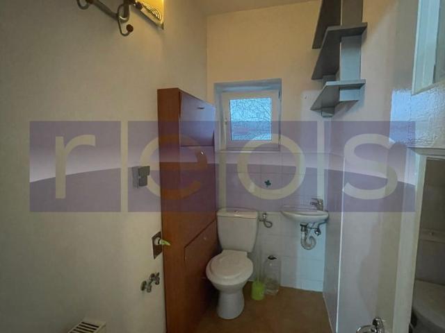 3 camere, apartament de vanzare Bucuresti judet, Bulevardul 1 Mai 9263 •