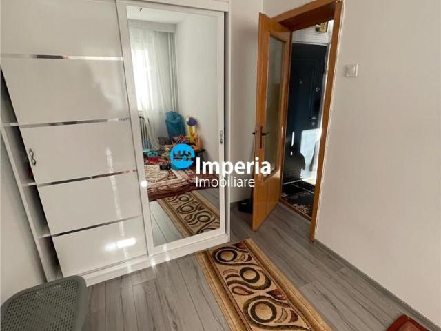 3 camere, apartament de vanzare Iasi judet, Tesatura 9256 •