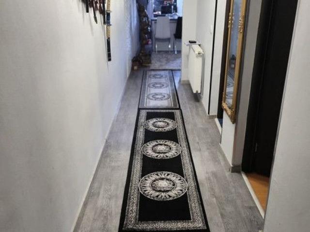 3 camere, apartament de vanzare Sibiu judet, Strada Poiana Sibiului 9253 •