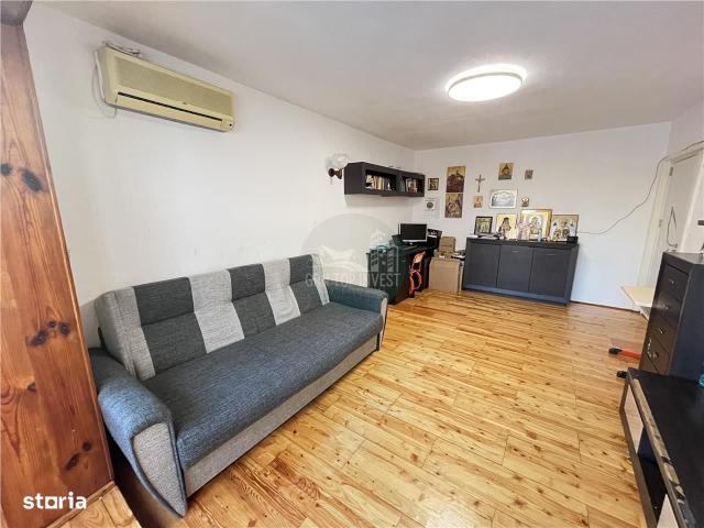 3 camere, apartament de vanzare Sibiu judet, Turnisor 9268 •