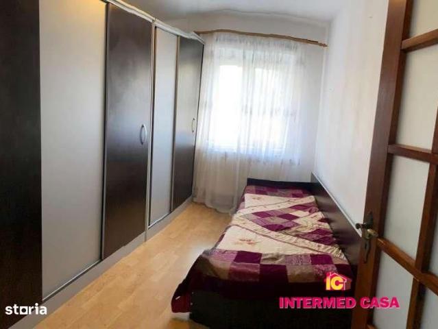 3 camere, apartament de vanzare Sibiu judet, Vasile Aaron 7772 •