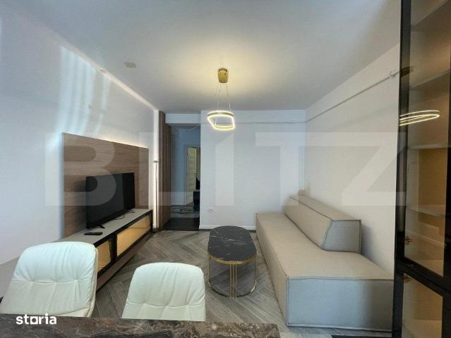 3 camere, apartament de vanzare Suceava judet, Zamca 8800 •