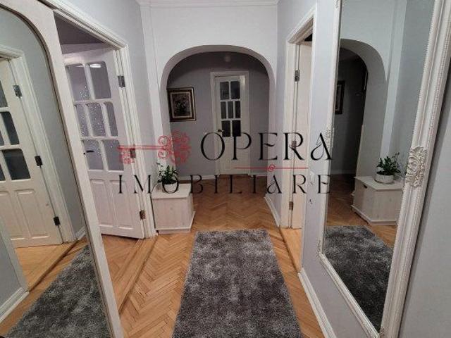 3 camere, apartament de vanzare Suceava judet, Centru 9121 •