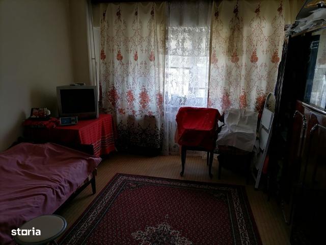 3 camere, apartament de vanzare Valcea judet, Ramnicu Valcea 6752 •