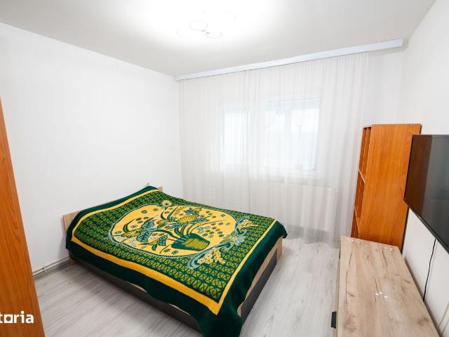 3 camere, apartament de vanzare Valcea judet, Ramnicu Valcea 9086 •