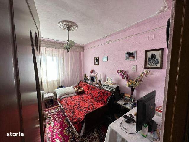 3 camere, apartament de vanzare Vrancea judet, Focsani 9268 •