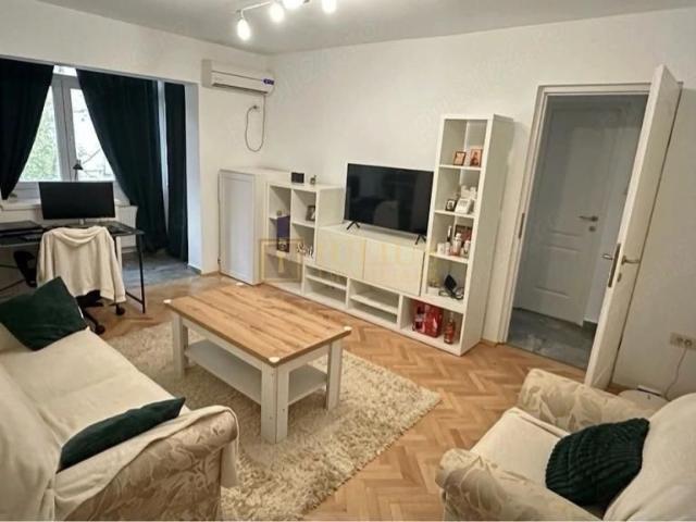 3 camere| apartament lux| Complexul Studentesc| disponibil DIN 10 IUNIE|