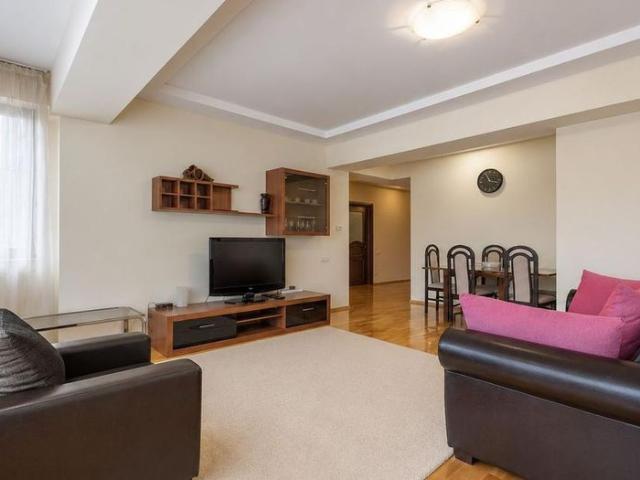 3 Camere | Aviatorilor | 105 mp | Parcare Subterană | Mobilat