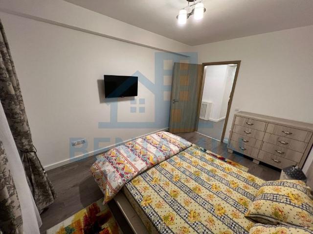 3 Camere Bloc Nou Parcare Privata Modern Lux Disponibil I.