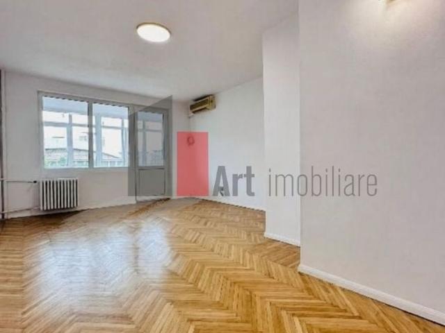 3 camere Calea Victoriei Sata Palatului