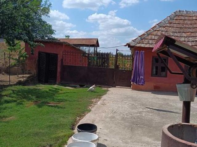 3 camere, casa de vanzare Bihor judet, Abramut 8846 •
