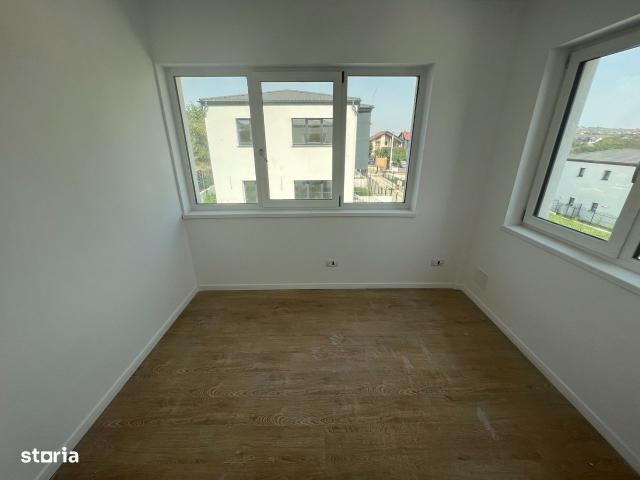 3 camere, casa de vanzare Iasi judet, Barnova 6980 •