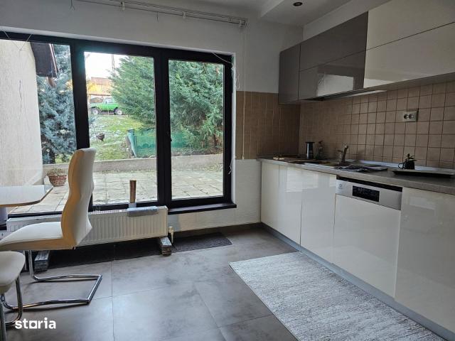 3 camere, casa de vanzare Iasi judet, Barnova 9075 •