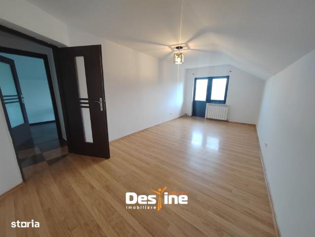 3 camere, casa de vanzare Iasi judet, Iasi 9167 •