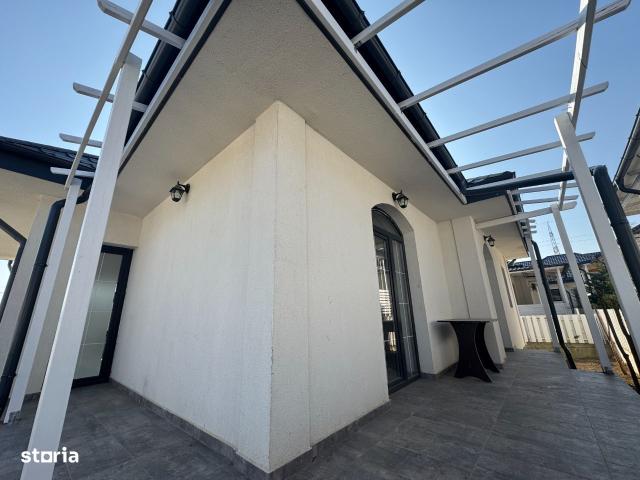 3 camere, casa de vanzare Iasi judet, Miroslava 9245 •