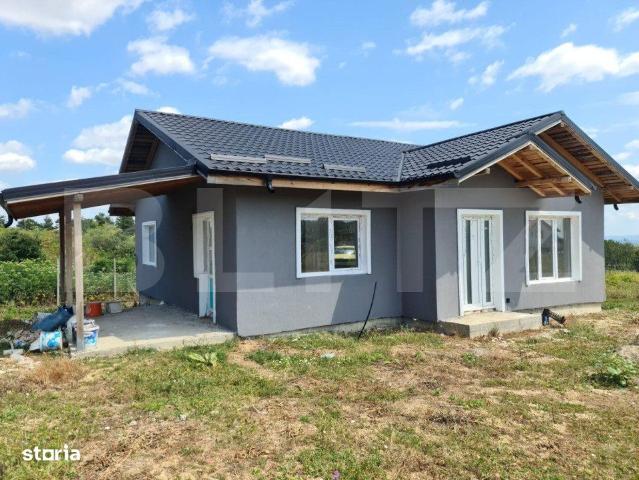 3 camere, casa de vanzare Iasi judet, Paun 8566 •